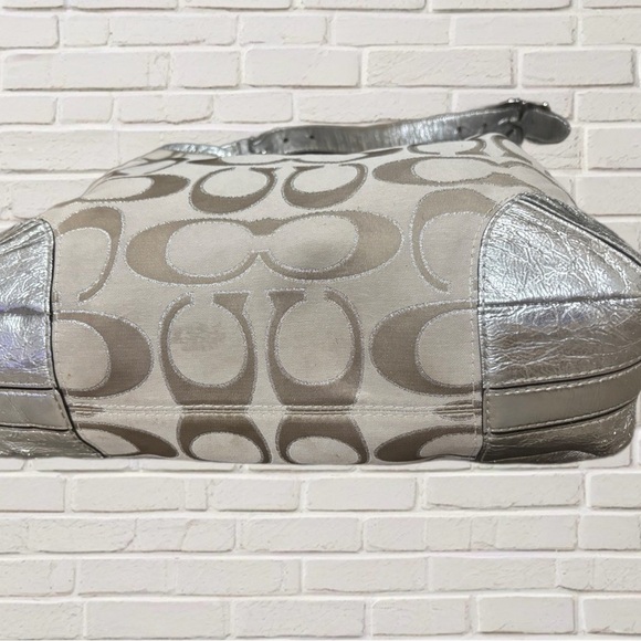 Coach Signature Metallic Silver Hobo Shoulder Bag Purse B1225-15731 Pink Lining - Picture 6 of 14